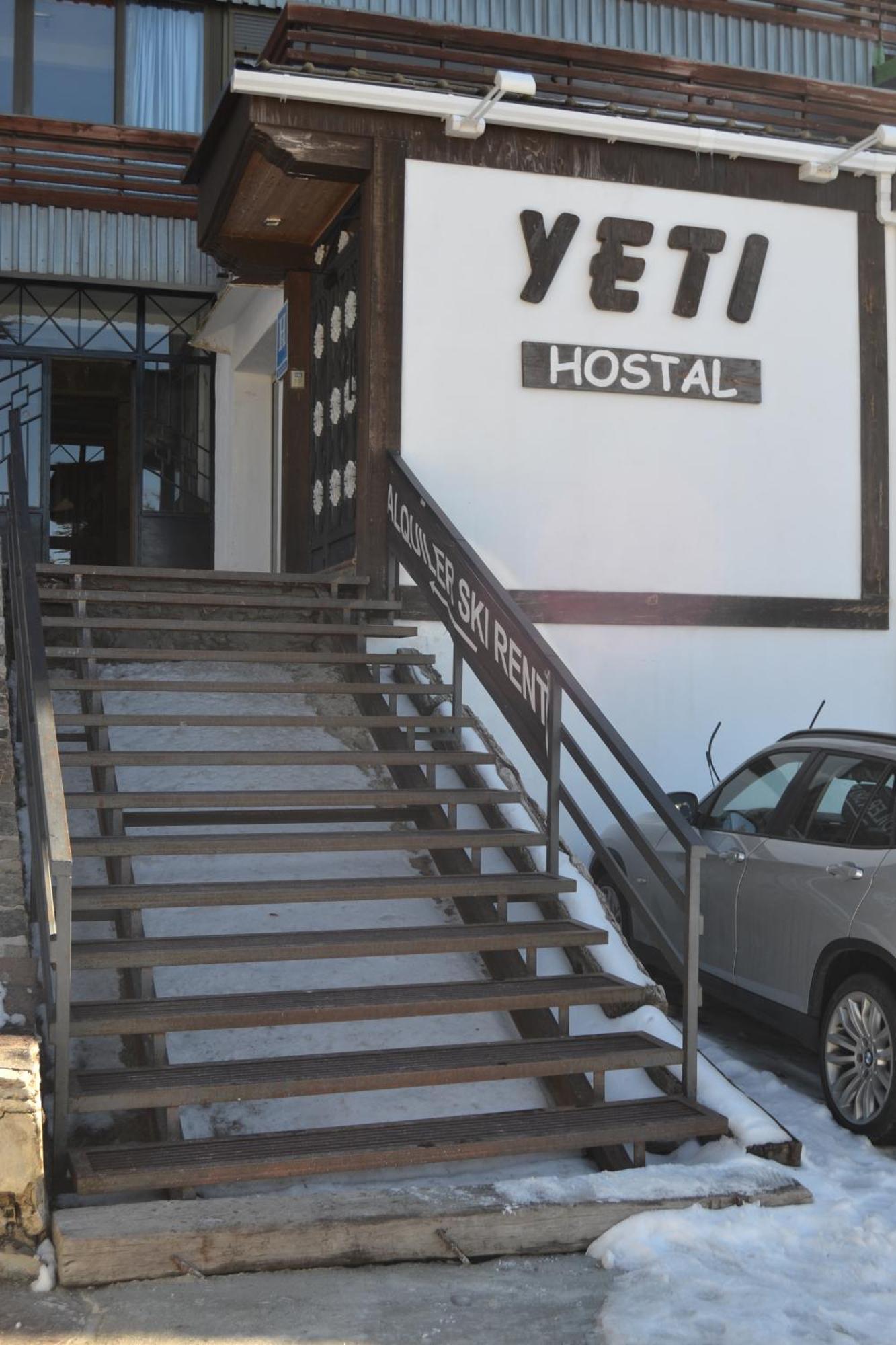 Hostal Yeti Hotel Sierra Nevada Buitenkant foto